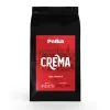 Opakowanie kawy ziarnistej POLKA Crema na tle drewnianego stołu, obok filiżanka espresso z gęstą pianką – dorotea.pl.