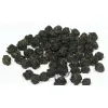 Ręcznie zwijane kulki czarnej herbaty Black Dragon Pearls o ciemnobrązowej barwie ze złotymi tipsami – dorotea.pl